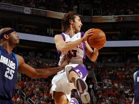 从进攻端的 从进攻端的