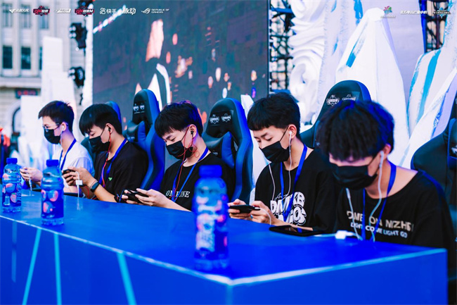 无缝接入的 无缝接入的