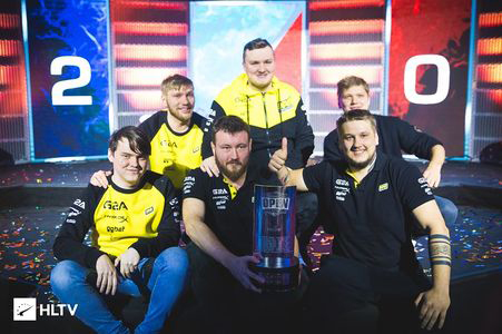 治理与合规 治理与合规