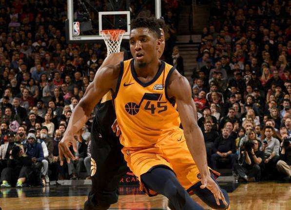 缝诱导早球 缝诱导早球