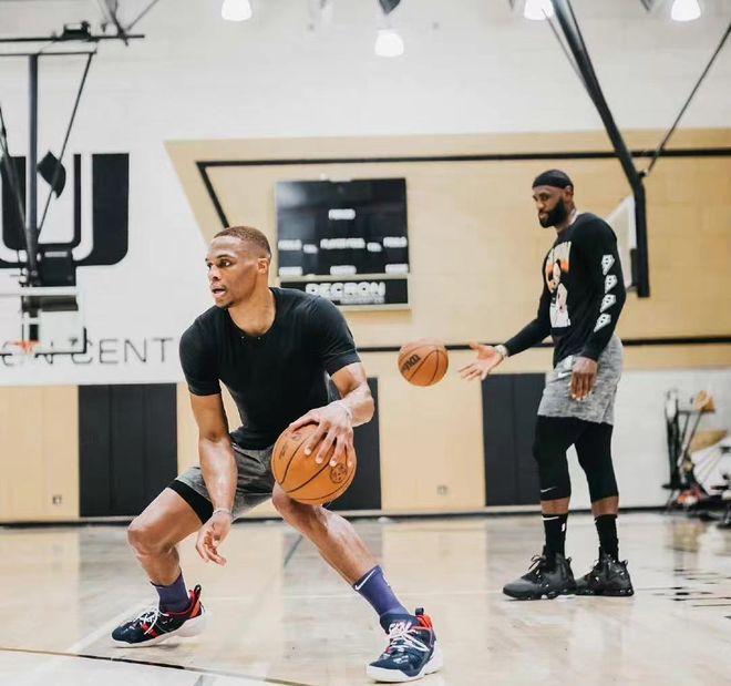 旅客与城市 旅客与城市